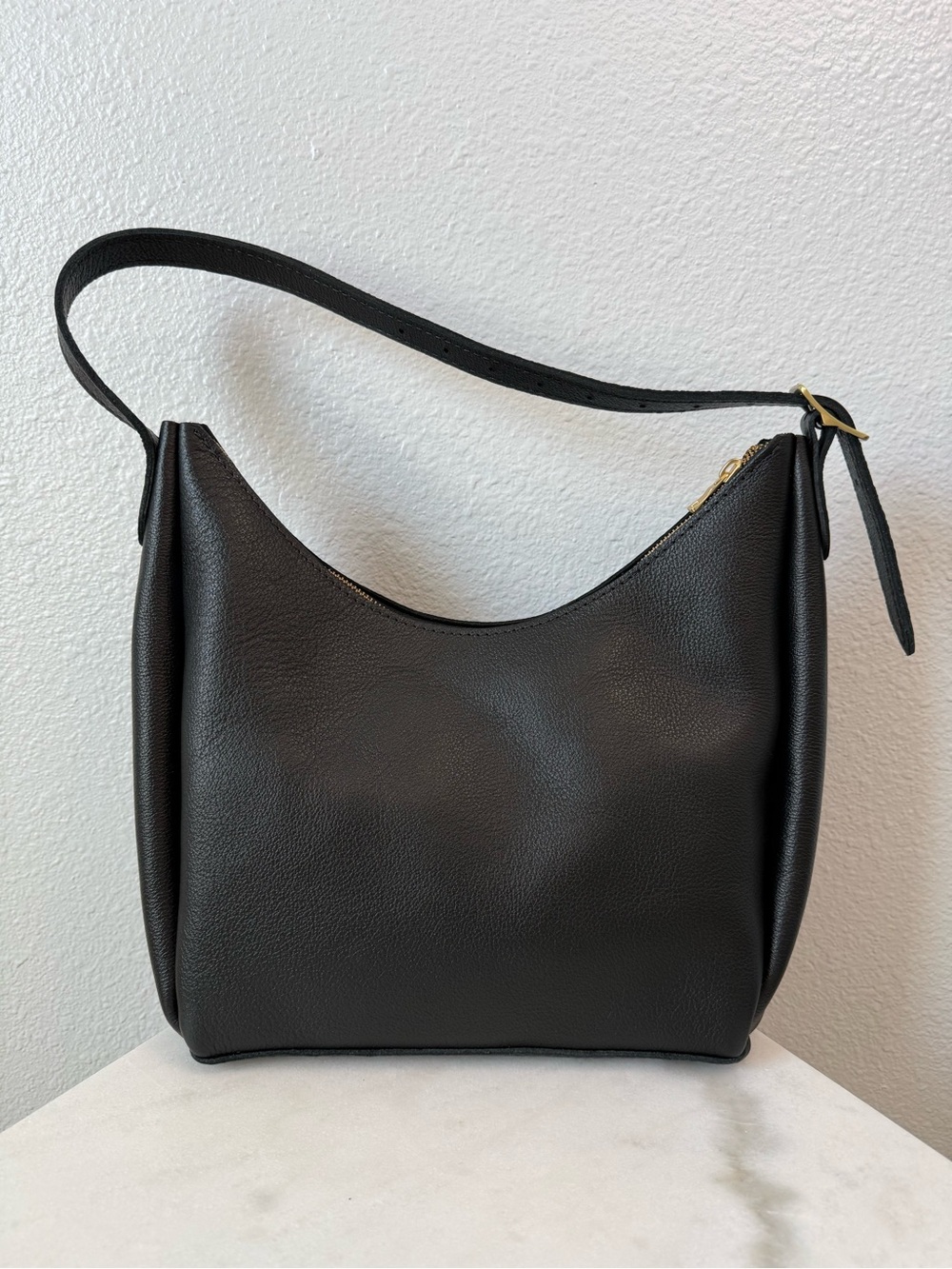Portland Leather Goods Medium Aspen Shoulder Bag Pebbled Black NWOT - Picture 2 of 7